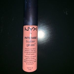 NYX Intense Butter Gloss